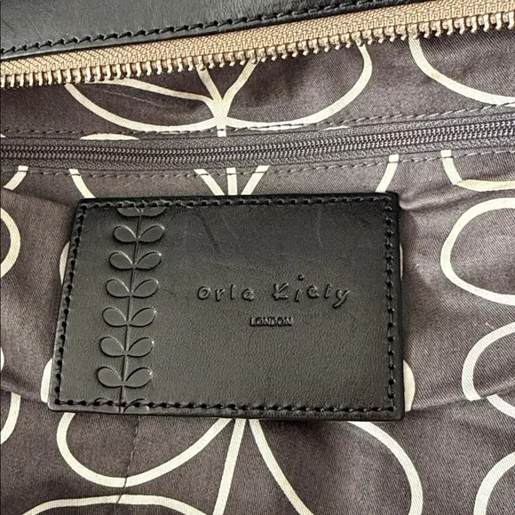 Orla Kiely Black Leather Duffel Bag - Picture 13 of 17